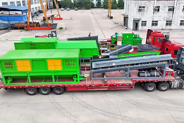 垃圾篩分設備生產(chǎn)線發(fā)貨